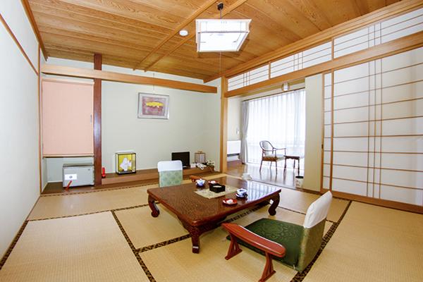 Hotel Yoshihara Тояма Екстериор снимка